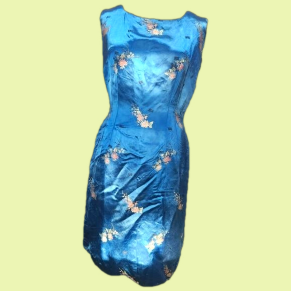 1960s wiggle dress Authentic